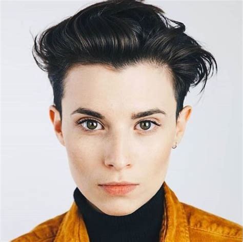 27 Iconic Androgynous Haircuts and Hairstyles For Everyone